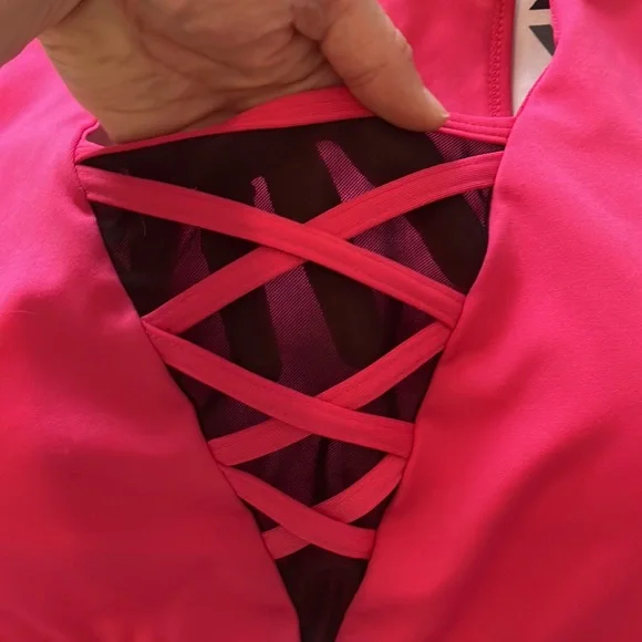 Pop Fit Sports Bra / Athletic Tank - Picture 9 of 13